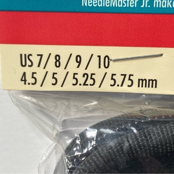 Boye Needle Master Junior Circular Knitting Needle Kit for Beginners 16pc - Picture 5 of 16